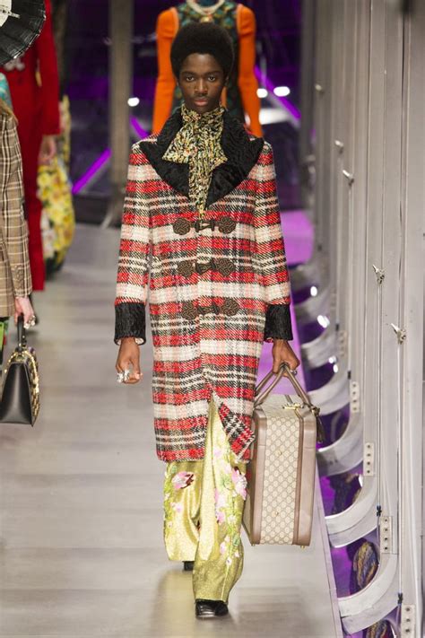 gala dopo sfilata gucci 22 febbraio 2017|Gucci Fall 2017 Runway Recap: Glitter, Pyramids, and  .